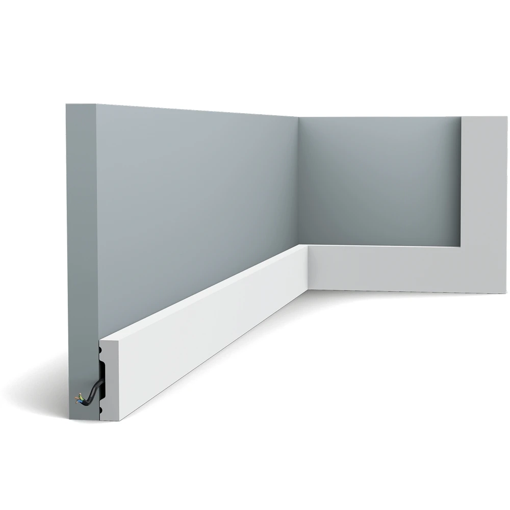 Плинтус Orac Decor (2000x40x10) Белый SX162 Square