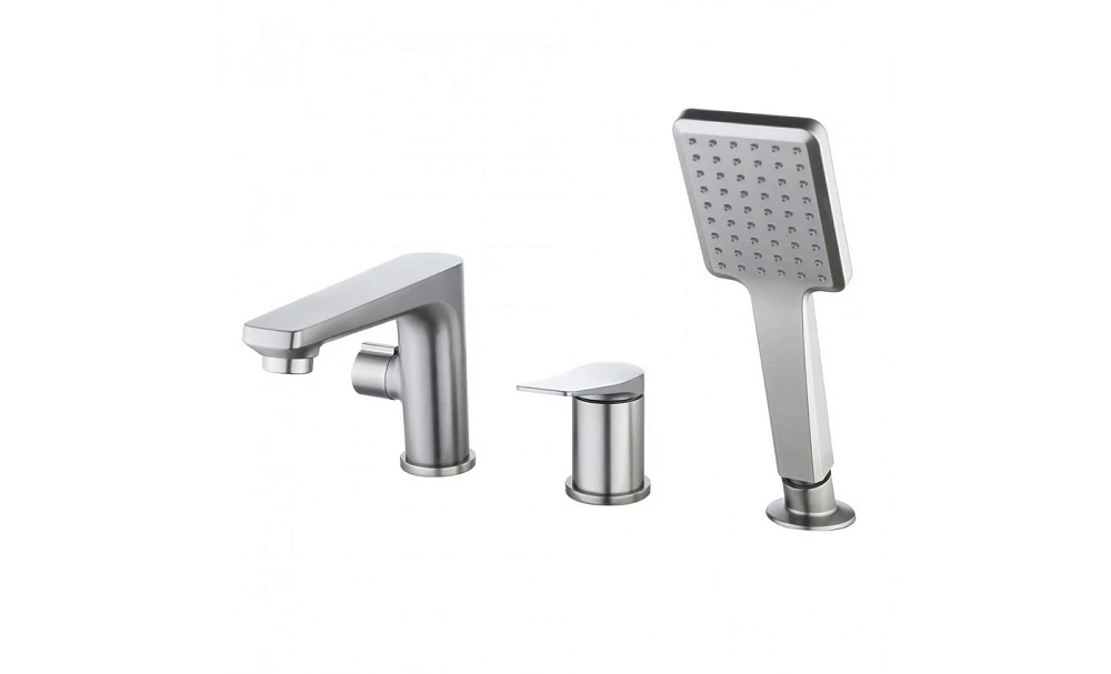 Смеситель Lemark Bronx для ванны LM3745GM